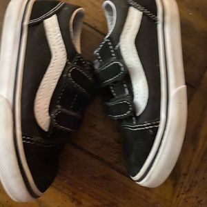 Vans shoes size 9c